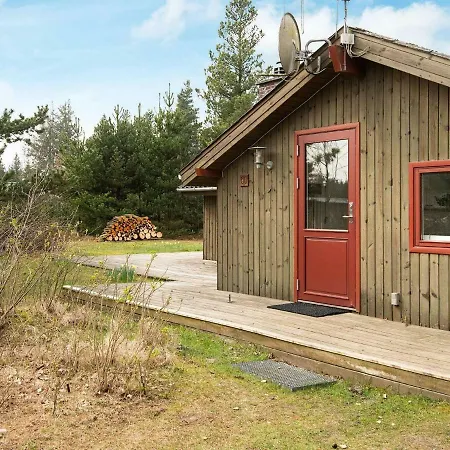 Three-bedroom Holiday In Norre Nebel 1